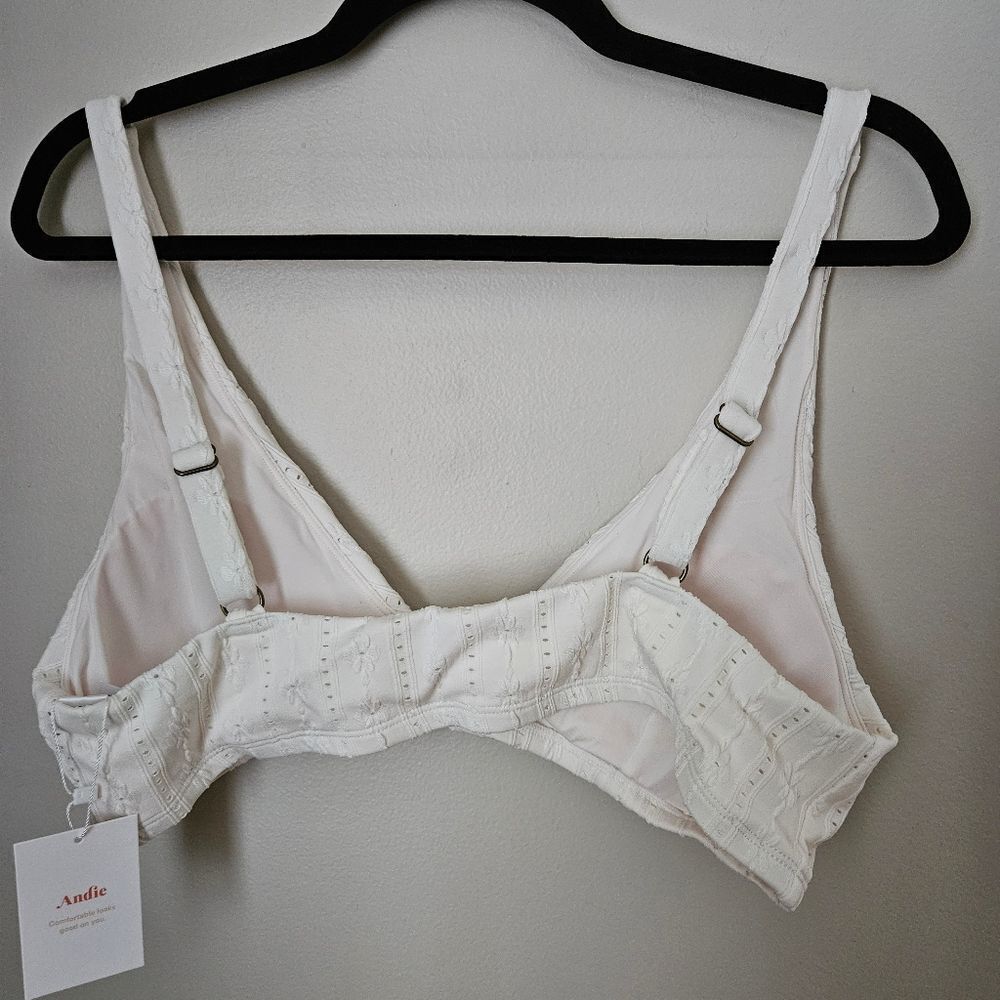 Andie Swimsuit The Belmar Top Bikini Coconut White VNeck Casual Neutral Vacation - Picture 6 of 15